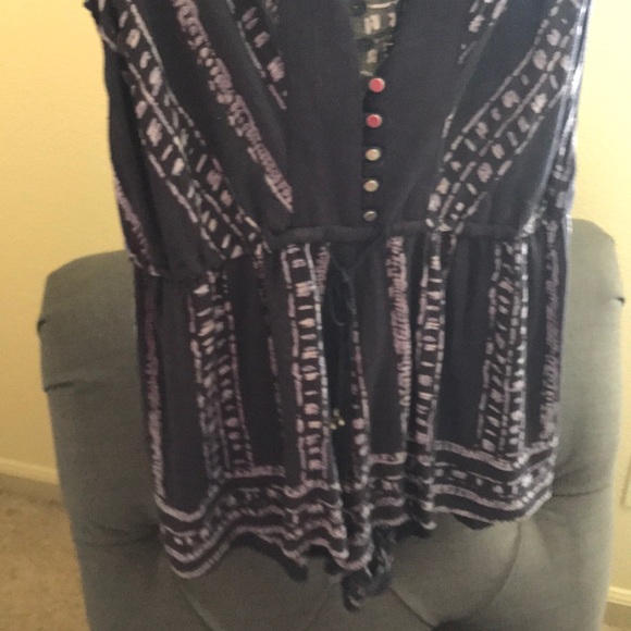 Fun summertime romper - Picture 4 of 5